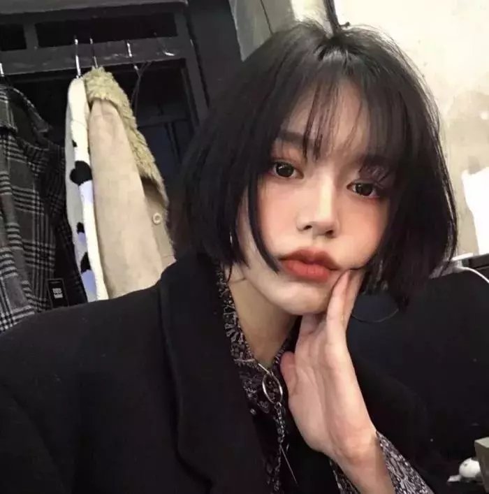 北极百货的秋乃小姐